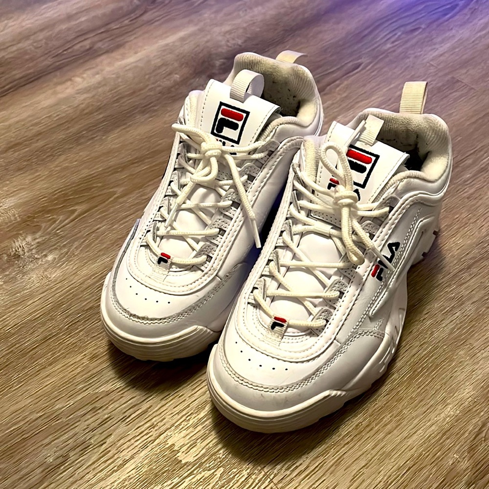 white filas